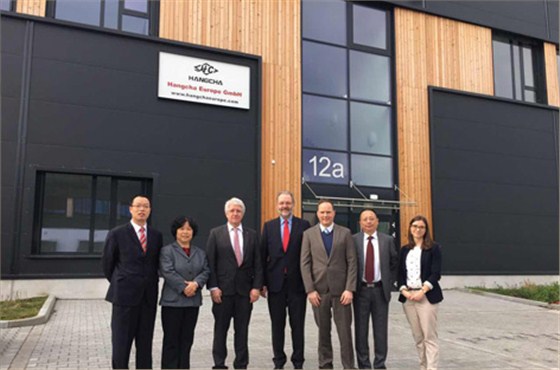 杭州叉車歐洲公司正式掛牌營業