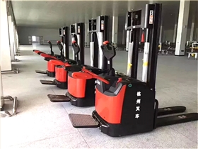 電動堆垛車 電動堆垛車