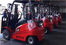 A系列電動叉車 A系列電動叉車