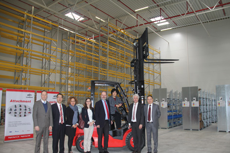 杭州叉車歐洲公司正式掛牌營業
