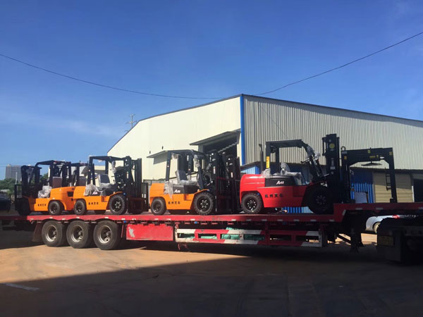 杭州叉車，暑假特賣場，只缺你的買買買！