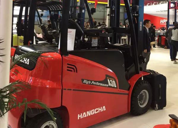 杭叉A系列高性能電叉榮獲“中國工業車輛創新獎”金獎