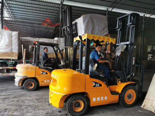 【漲知識】冬天來了,叉車該怎么保養? 【漲知識】冬天來了,叉車該怎么保養?