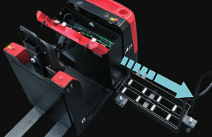 5.電池組采用抽拉式設計，可快速更換蓄電池-杭州叉車